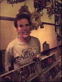 Artemis vending at Luna Gitana event in 2005