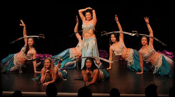 Una and Troupe Nijmeh